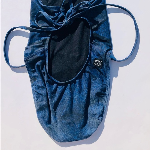 JOLYN JACKSON II SIZE 26 tie back swimsuit - Picture 6 of 8